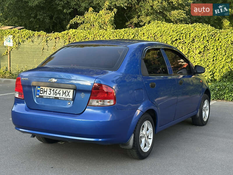 Седан Chevrolet Aveo 2004 в Одессе
