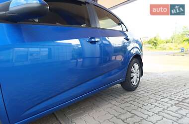 Седан Chevrolet Aveo 2012 в 