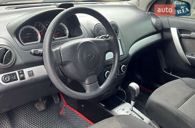 Седан Chevrolet Aveo 2012 в 