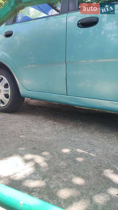 Седан Chevrolet Aveo 2006 в Запорожье