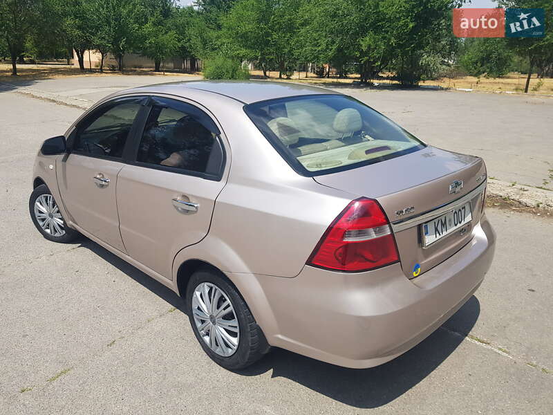 Седан Chevrolet Aveo 2008 в Одессе