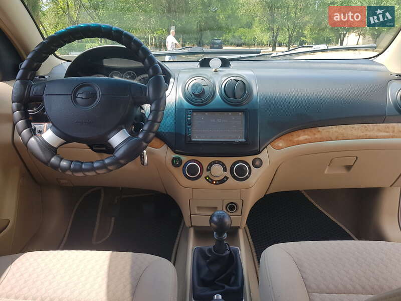 Седан Chevrolet Aveo 2008 в Одессе