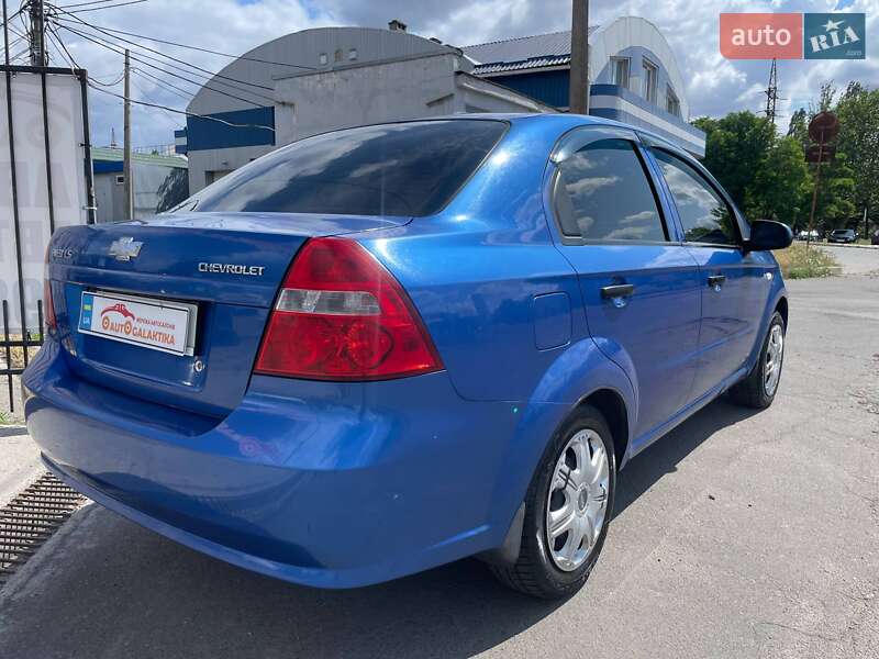 Седан Chevrolet Aveo 2008 в Миколаєві