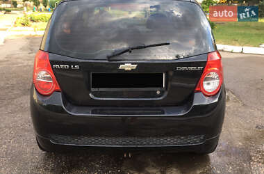 Хэтчбек Chevrolet Aveo 2011 в 