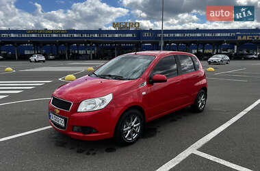 Хэтчбек Chevrolet Aveo 2010 в Киеве