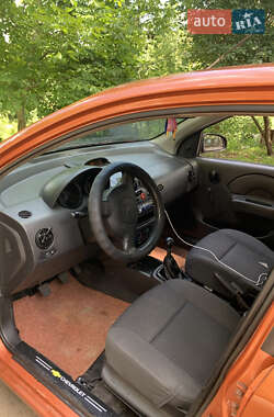 Седан Chevrolet Aveo 2005 в 