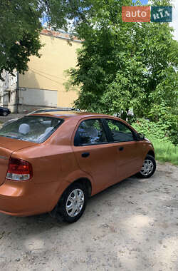 Седан Chevrolet Aveo 2005 в 