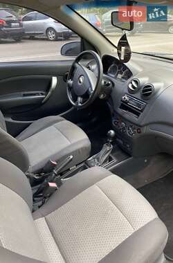 Хэтчбек Chevrolet Aveo 2008 в 