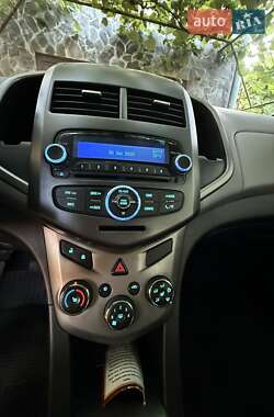 Седан Chevrolet Aveo 2012 в 
