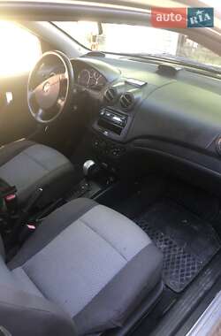 Хэтчбек Chevrolet Aveo 2008 в 