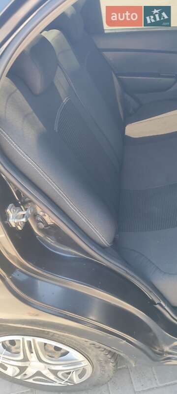 Седан Chevrolet Aveo 2007 в Луцке