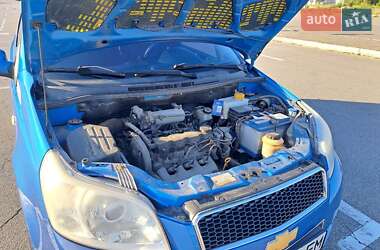 Хэтчбек Chevrolet Aveo 2008 в 