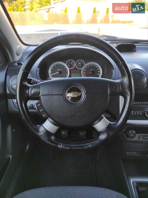 Седан Chevrolet Aveo 2007 в Харькове