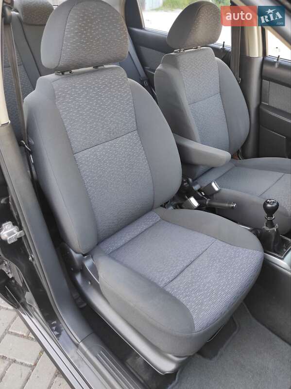 Седан Chevrolet Aveo 2007 в Харькове