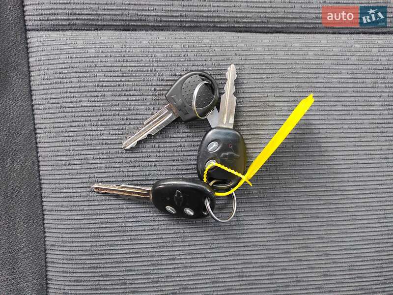 Седан Chevrolet Aveo 2007 в Харькове