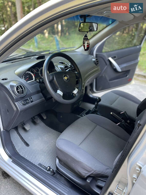 Седан Chevrolet Aveo 2007 в Виннице