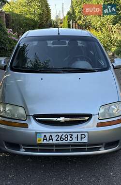 Седан Chevrolet Aveo 2004 в Киеве