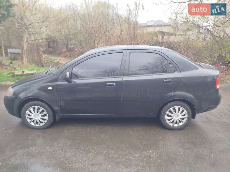 Седан Chevrolet Aveo 2006 в Львові