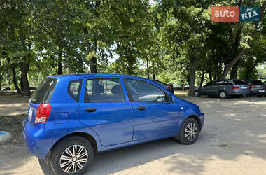 Хетчбек Chevrolet Aveo 2006 в 