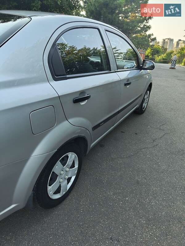 Седан Chevrolet Aveo 2006 в Одессе