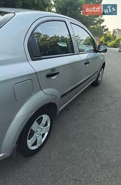 Седан Chevrolet Aveo 2006 в 