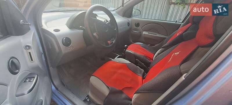 Седан Chevrolet Aveo 2005 в Хмельницком
