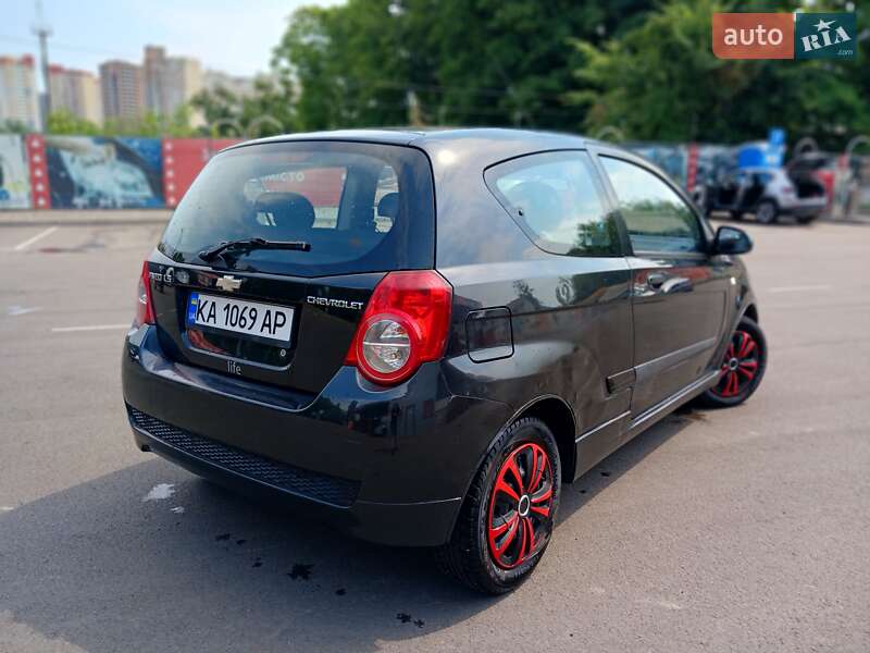 Хэтчбек Chevrolet Aveo 2008 в Киеве