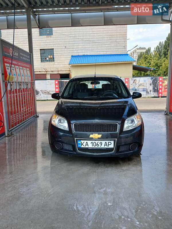 Хэтчбек Chevrolet Aveo 2008 в Киеве