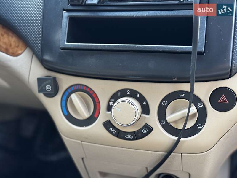 Седан Chevrolet Aveo 2007 в Черкассах