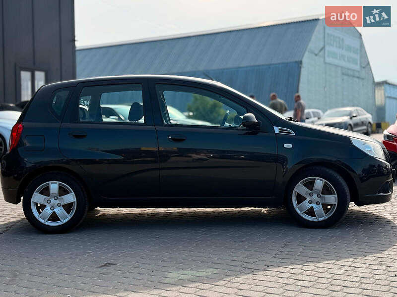 Хэтчбек Chevrolet Aveo 2009 в Львове
