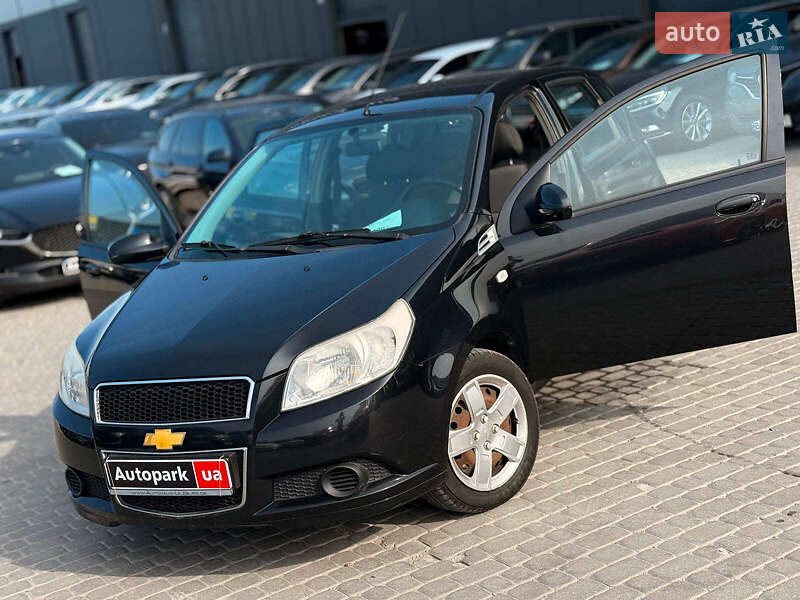 Хэтчбек Chevrolet Aveo 2009 в Львове