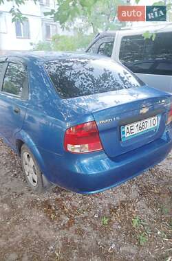 Седан Chevrolet Aveo 2005 в Днепре