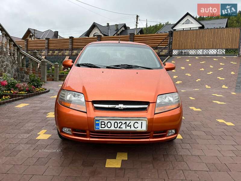 Седан Chevrolet Aveo 2006 в Бережанах