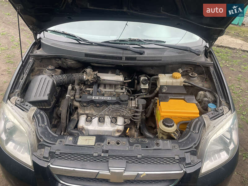 Седан Chevrolet Aveo 2006 в 