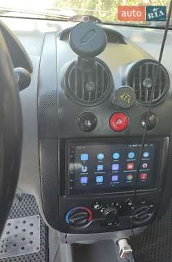 Седан Chevrolet Aveo 2004 в 