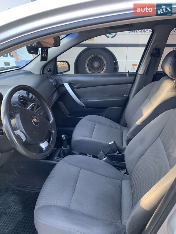 Седан Chevrolet Aveo 2006 в Житомире