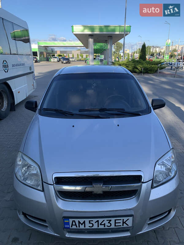 Седан Chevrolet Aveo 2006 в Житомире