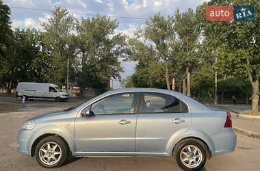 Седан Chevrolet Aveo 2008 в Днепре