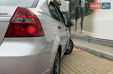 Седан Chevrolet Aveo 2008 в 