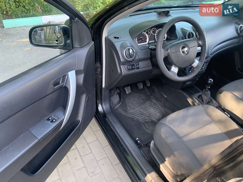 Седан Chevrolet Aveo 2008 в Запорожье