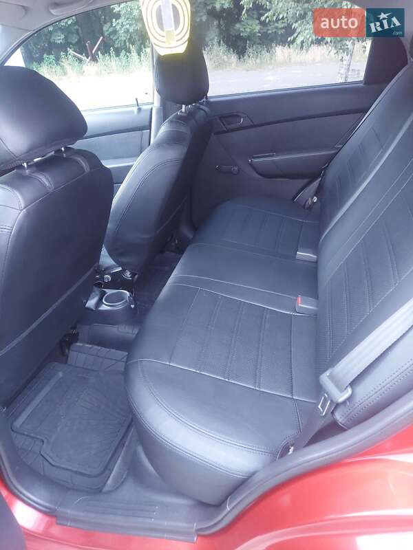 Седан Chevrolet Aveo 2007 в Киеве