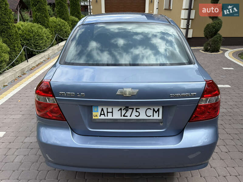 Седан Chevrolet Aveo 2007 в Косове