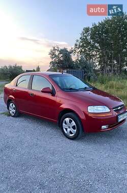 Седан Chevrolet Aveo 2005 в Днепре