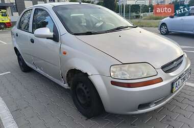 Седан Chevrolet Aveo 2004 в 