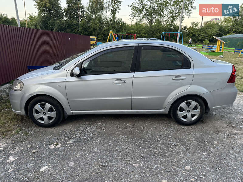 Седан Chevrolet Aveo 2008 в Тернополе