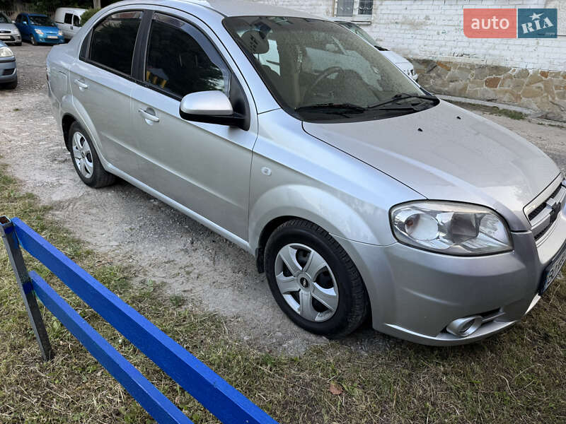 Седан Chevrolet Aveo 2008 в Тернополе