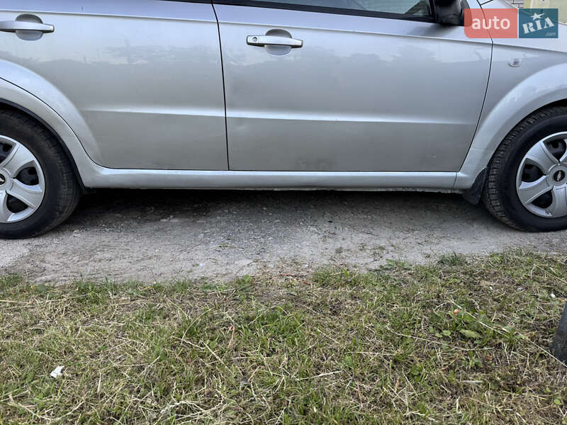Седан Chevrolet Aveo 2008 в Тернополе