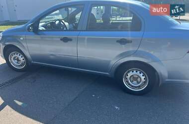 Седан Chevrolet Aveo 2006 в Павлограді