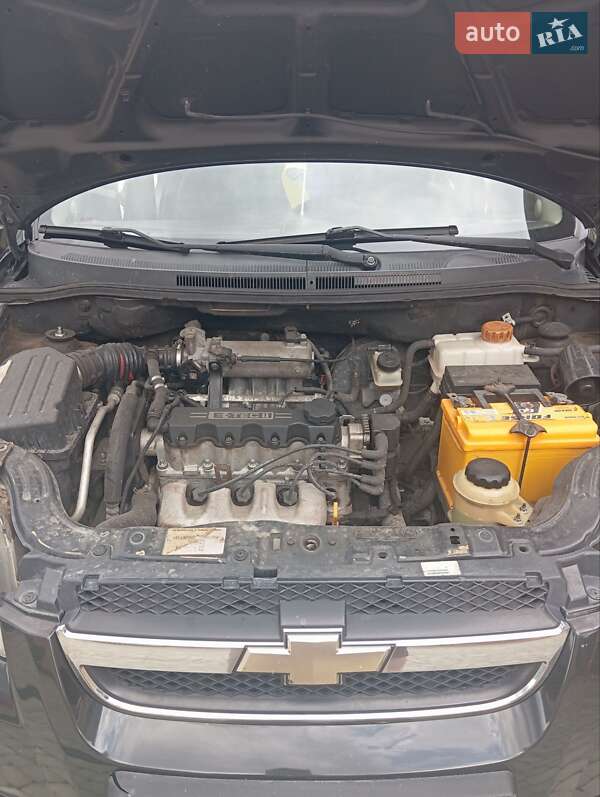 Седан Chevrolet Aveo 2006 в Самборе
