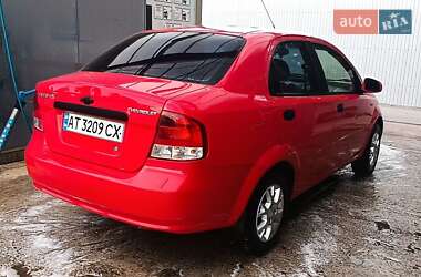 Седан Chevrolet Aveo 2004 в 